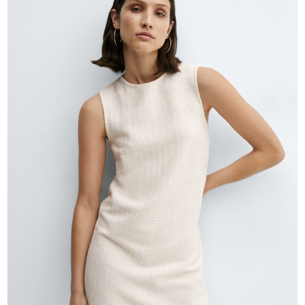 Elegant Cream Sleeveless Dress